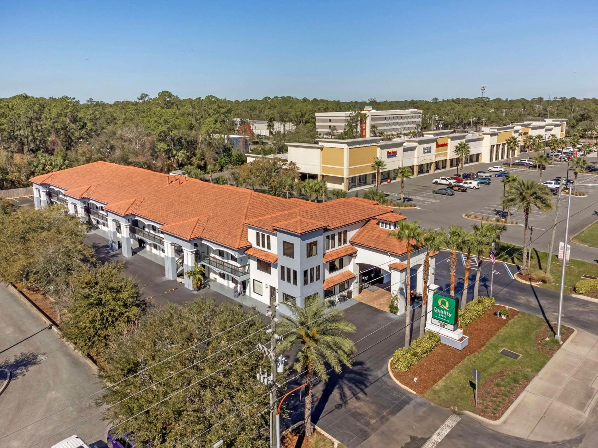Quality Inn Daytona Speedway - I-95 Дейтона Бийч Екстериор снимка