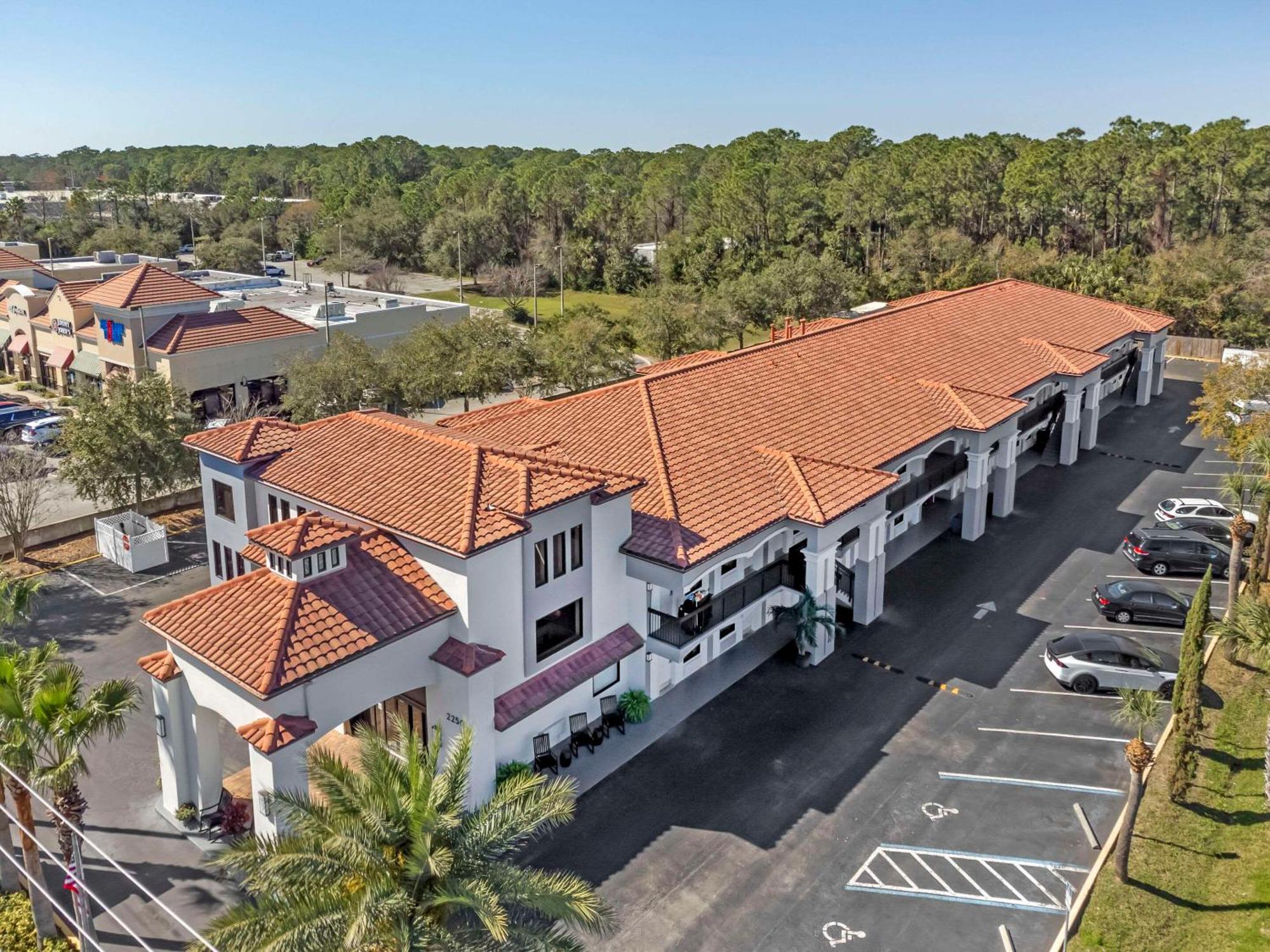 Quality Inn Daytona Speedway - I-95 Дейтона Бийч Екстериор снимка
